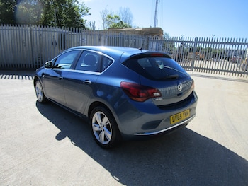 Used Vauxhall Astra 2015 for sale - 78654926: Photo
