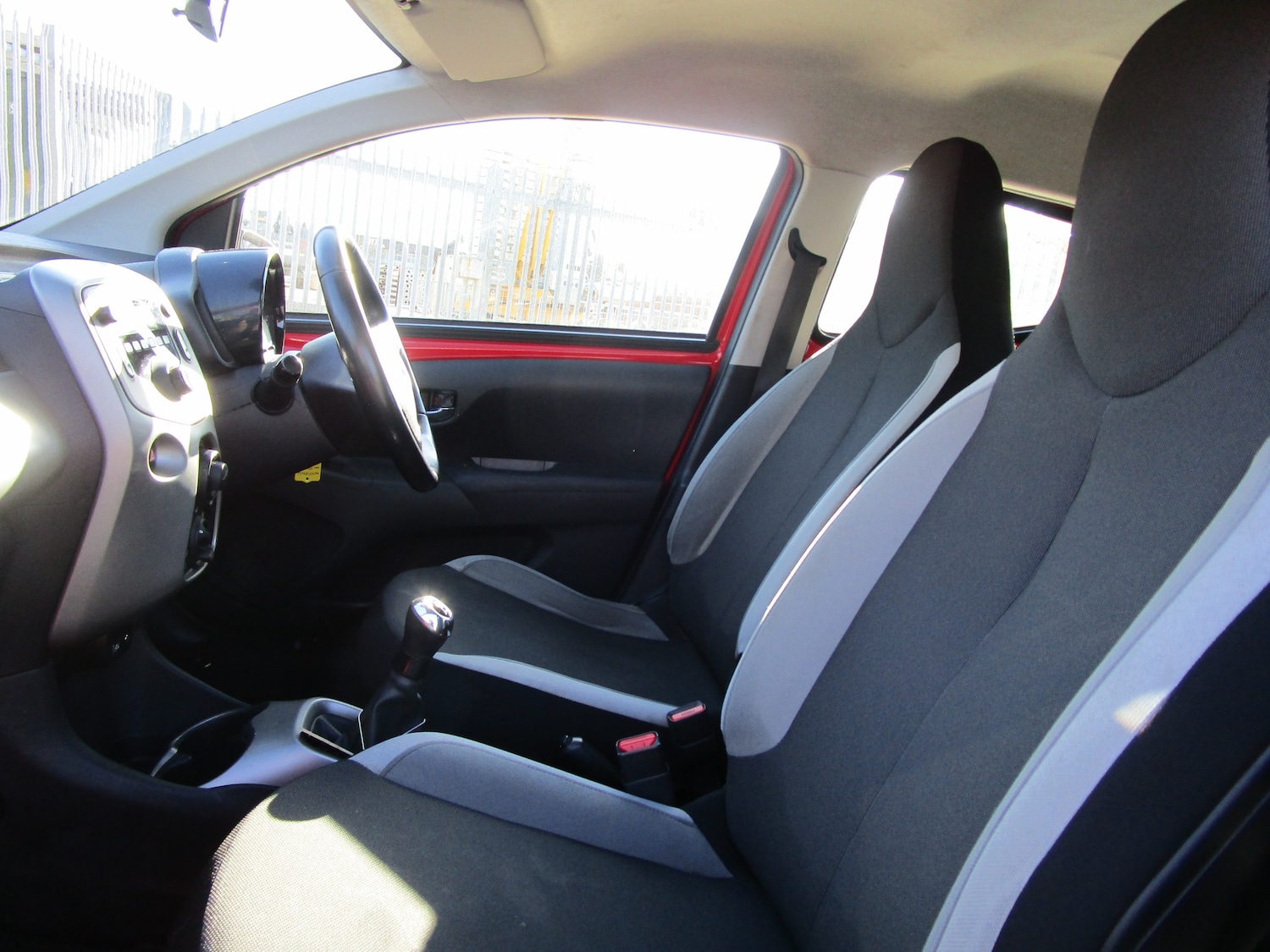 Used Toyota AYGO 2018 for sale - 77789637: Photo 12