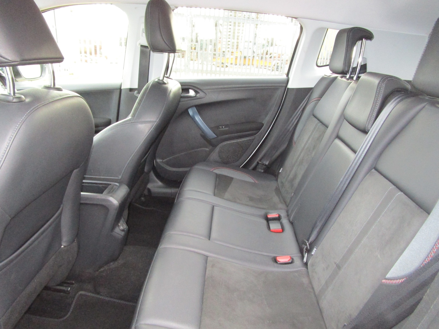 Used Peugeot 2008 2014 for sale - 77341049: Photo 10