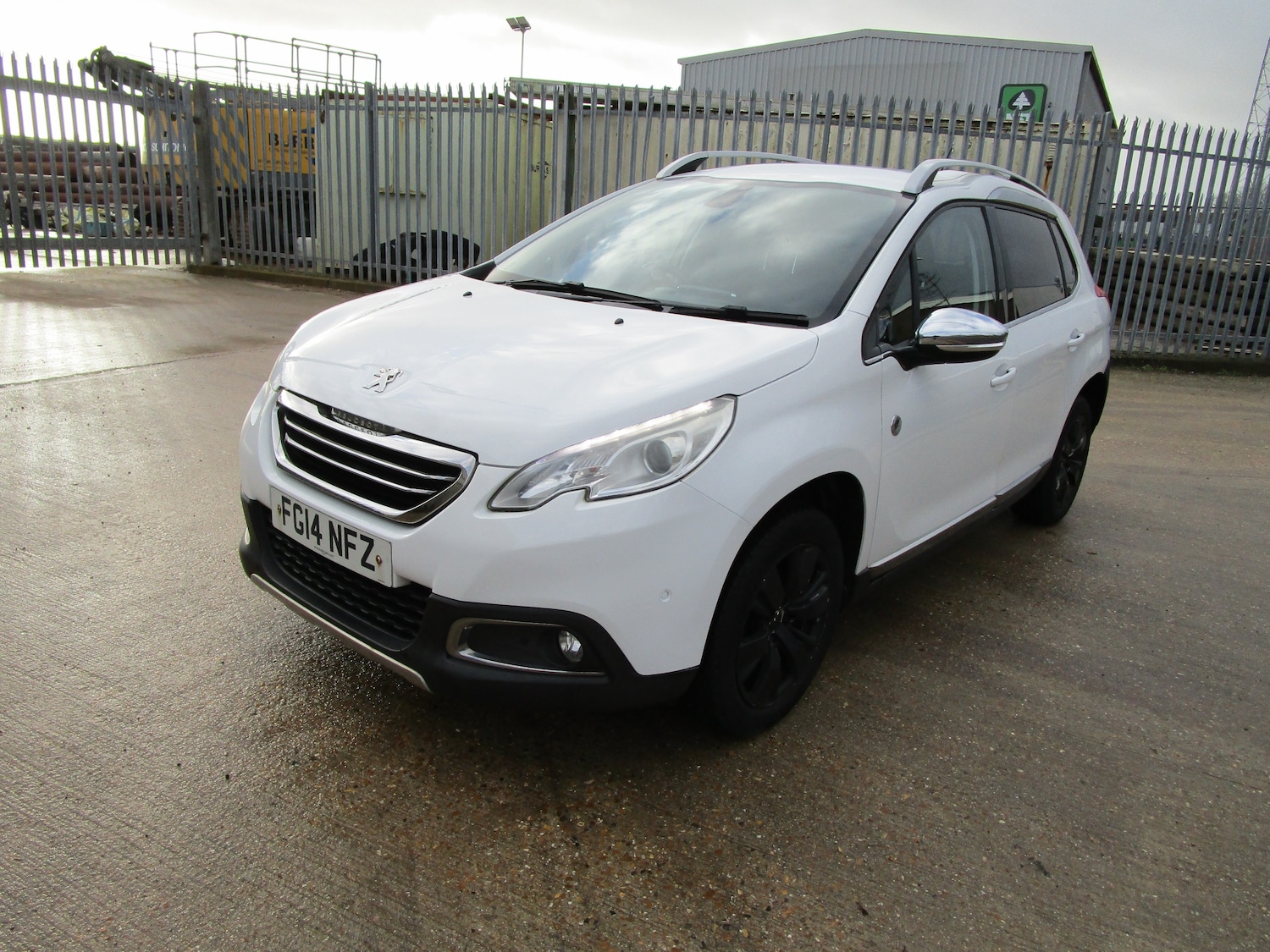 Used Peugeot 2008 2014 for sale - 77341049: Photo 3