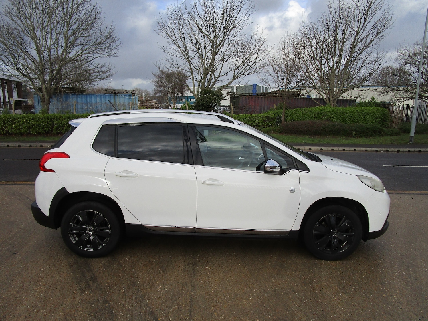 Used Peugeot 2008 2014 for sale - 77341049: Photo 6