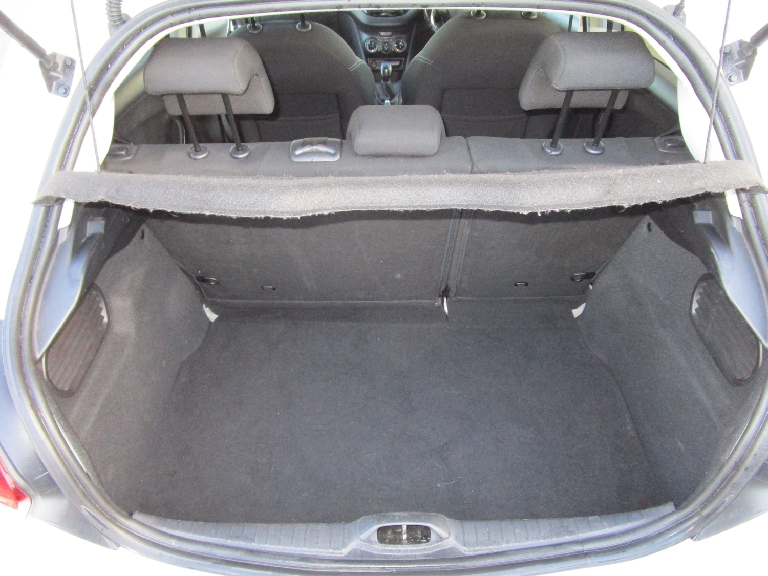 Used Peugeot 208 2017 for sale - 76830831: Photo 10