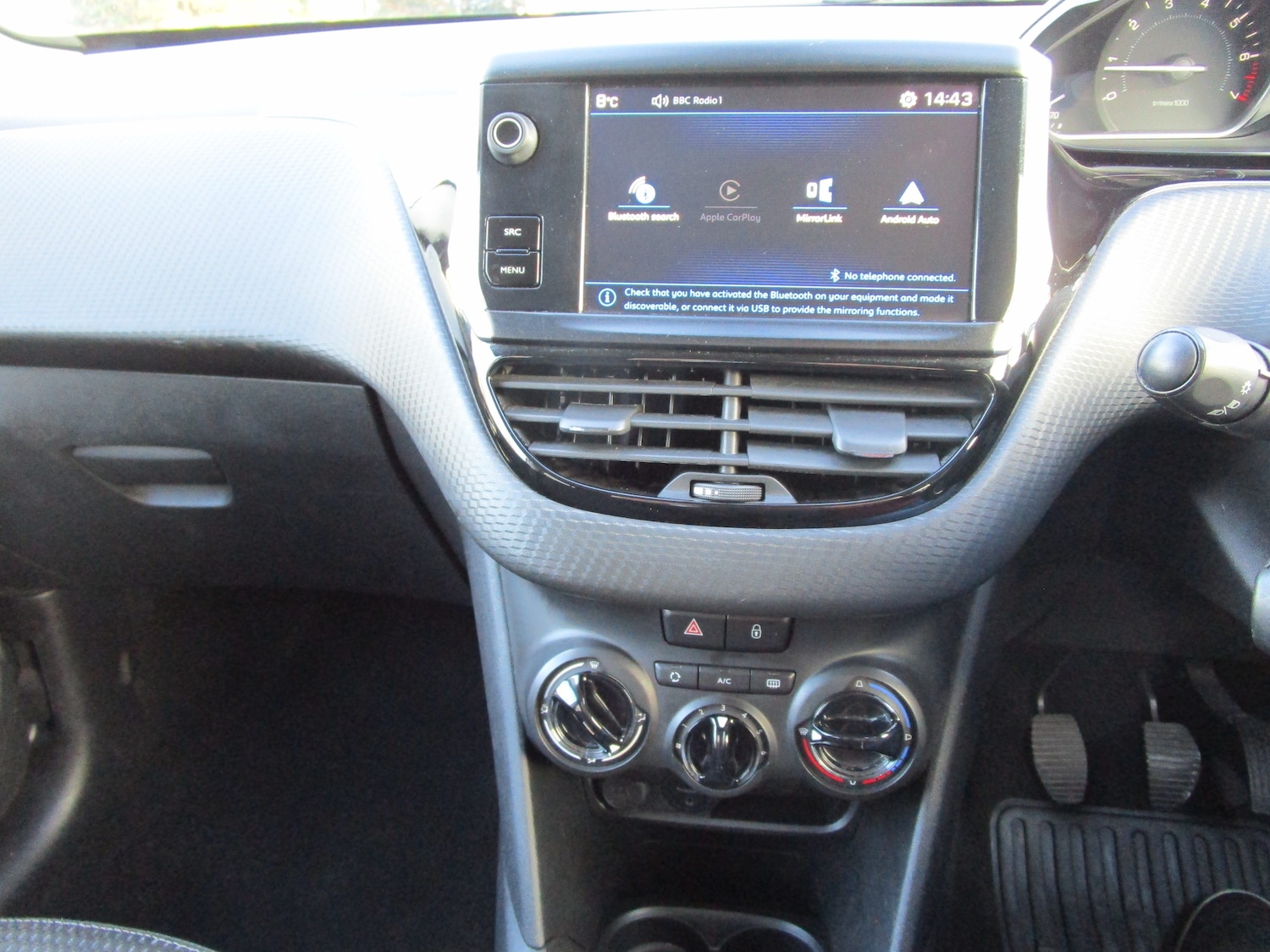 Used Peugeot 208 2017 for sale - 76830831: Photo 17