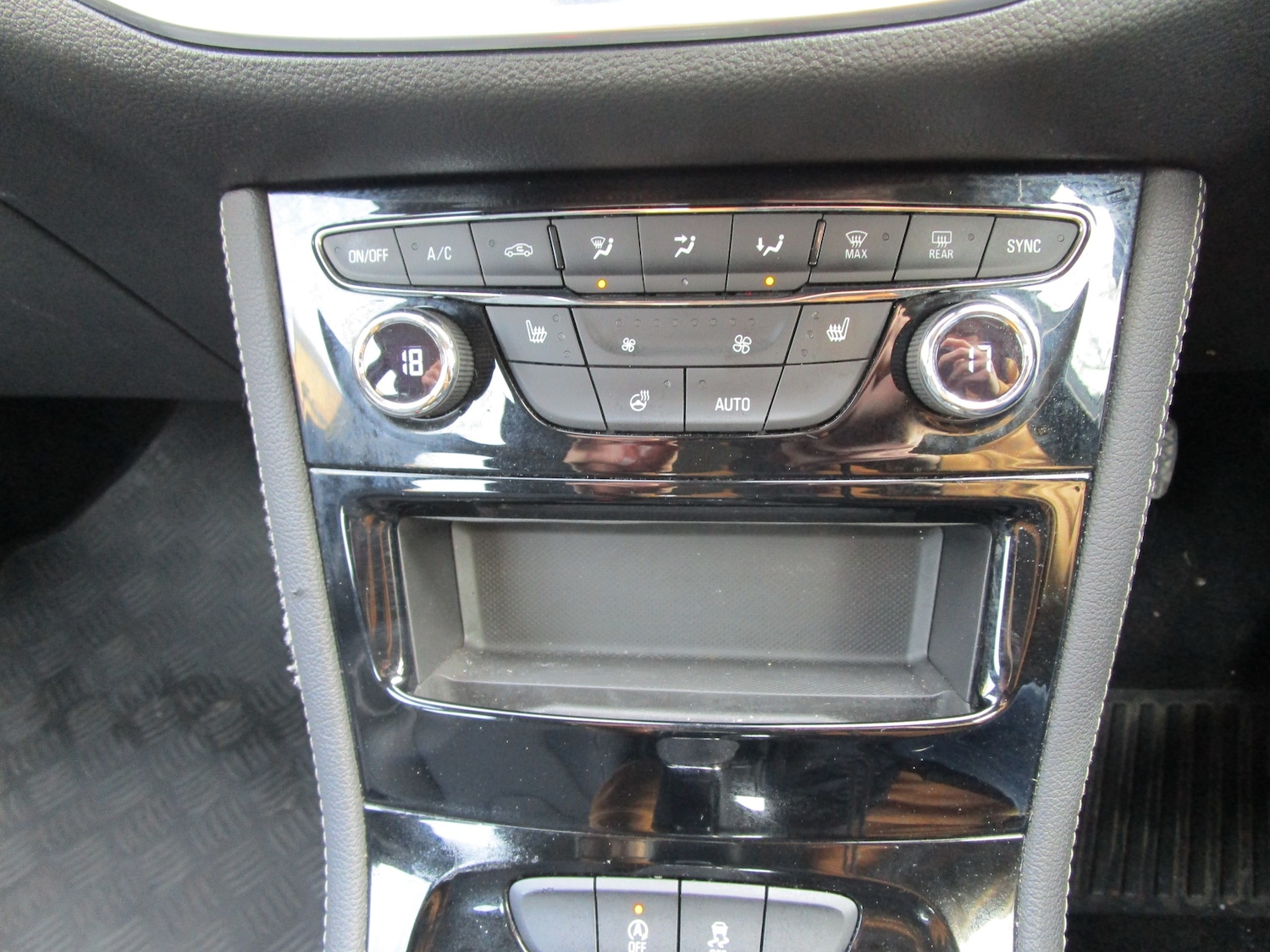 Used Vauxhall Astra 2019 for sale - 77733473: Photo 17