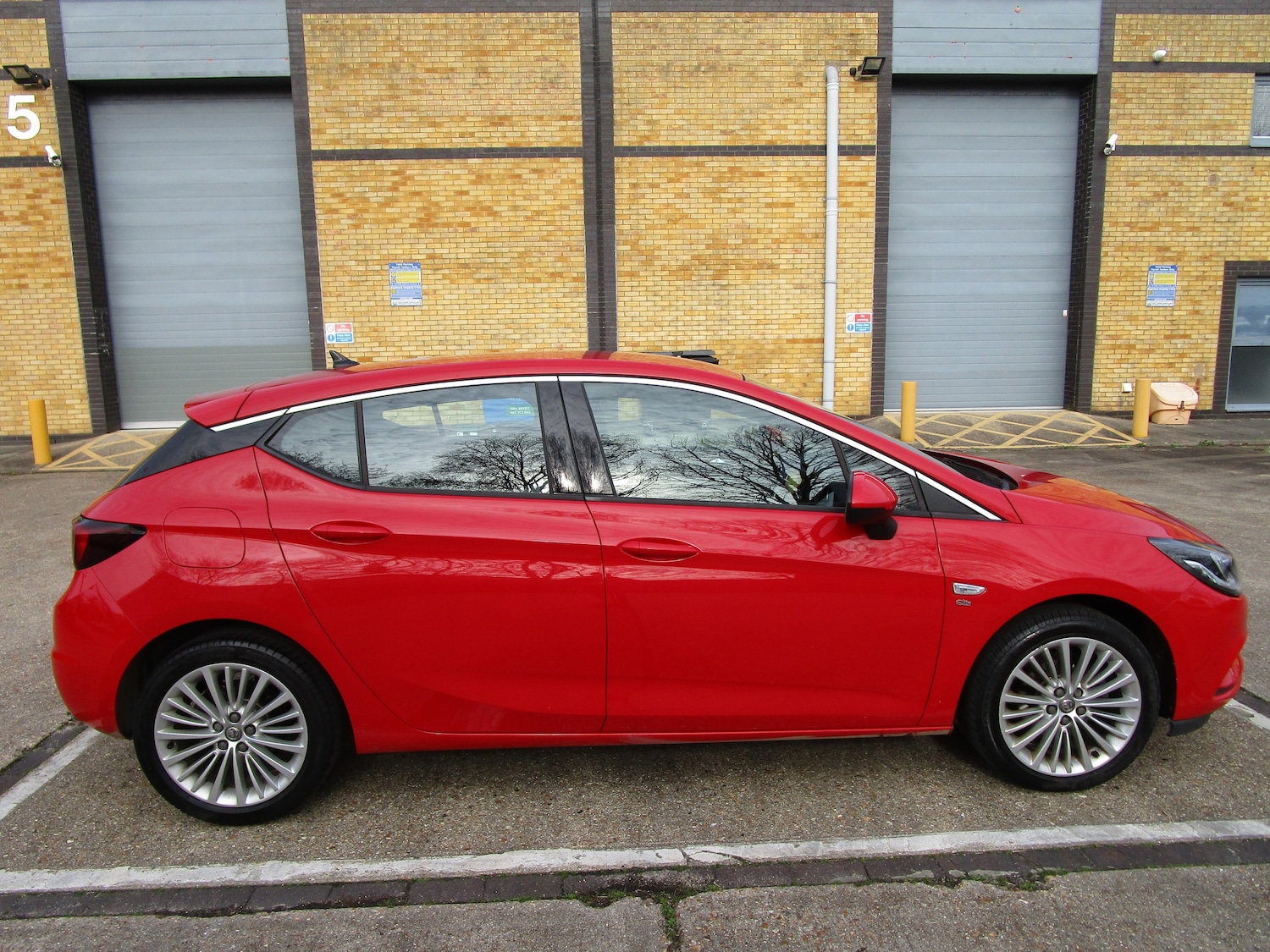 Used Vauxhall Astra 2019 for sale - 77733473: Photo 6