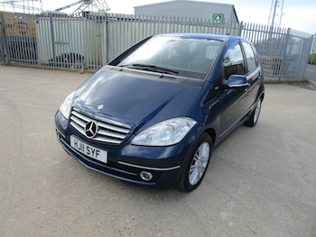 Used Mercedes-Benz A-Class 2011 for sale - 79156341: Photo