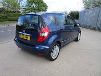 Used Mercedes-Benz A-Class 2011 for sale - 79156341: Photo