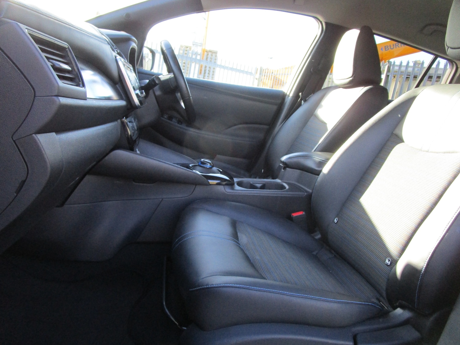 Used Nissan Leaf 2018 for sale - 76883943: Photo 12