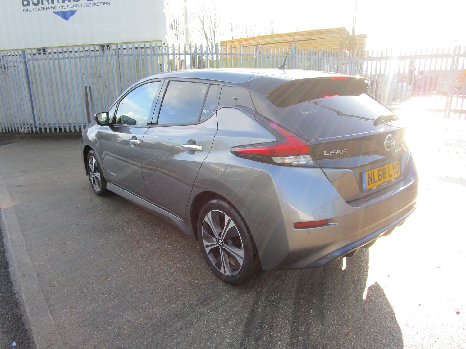 Used Nissan Leaf 2018 for sale - 76883943: Photo 2