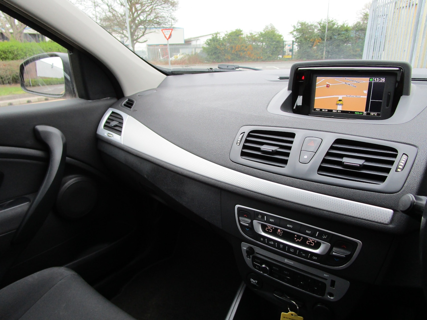 Used Renault Megane 2014 for sale - 77802570: Photo 16