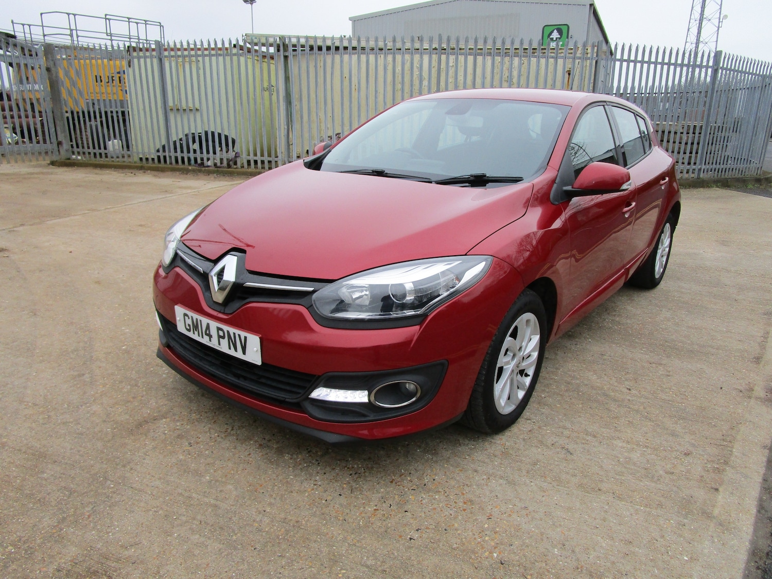 Used Renault Megane 2014 for sale - 77802570: Photo 3