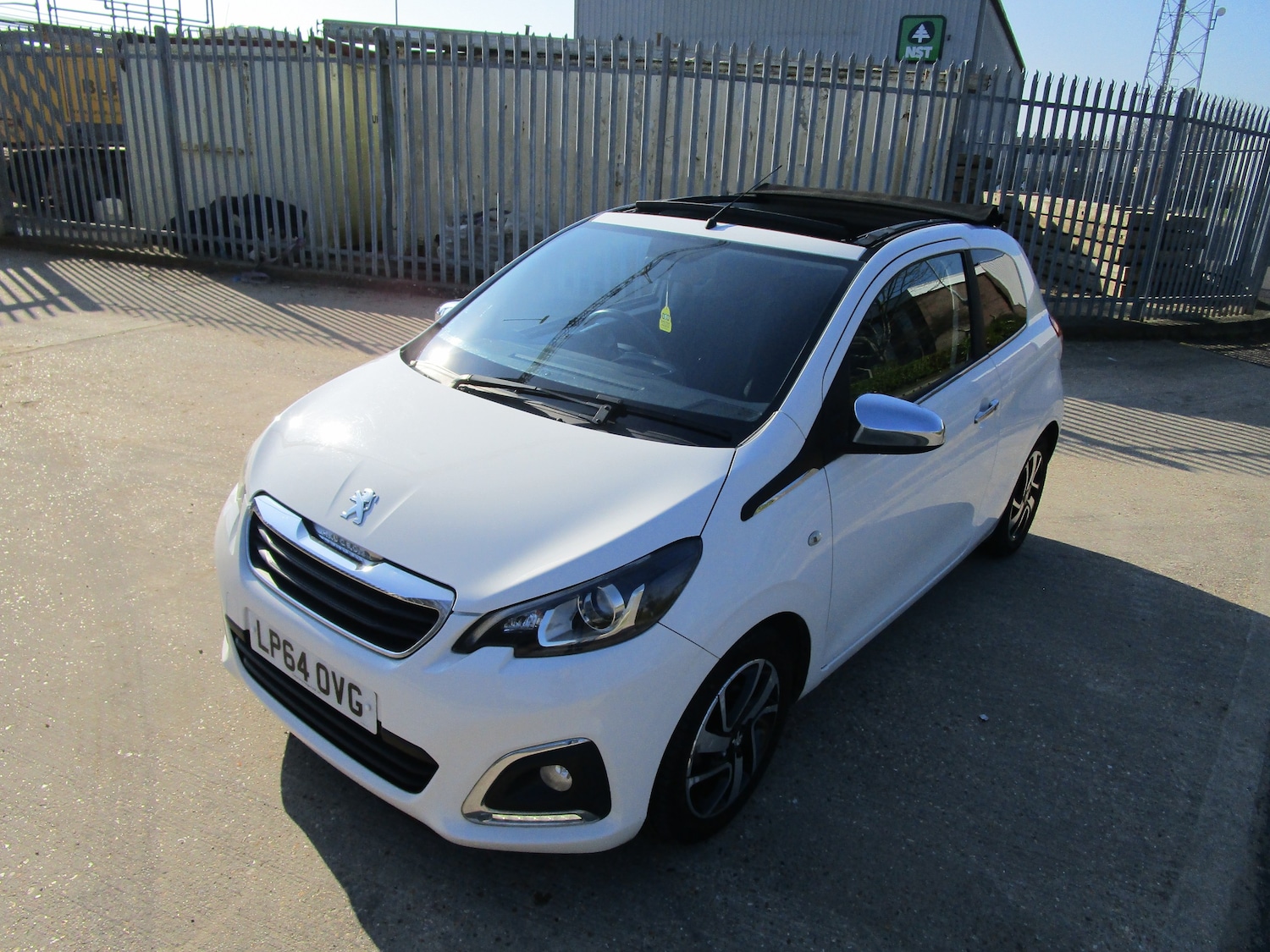 Used Peugeot 108 2015 for sale - 77779447: Photo 19