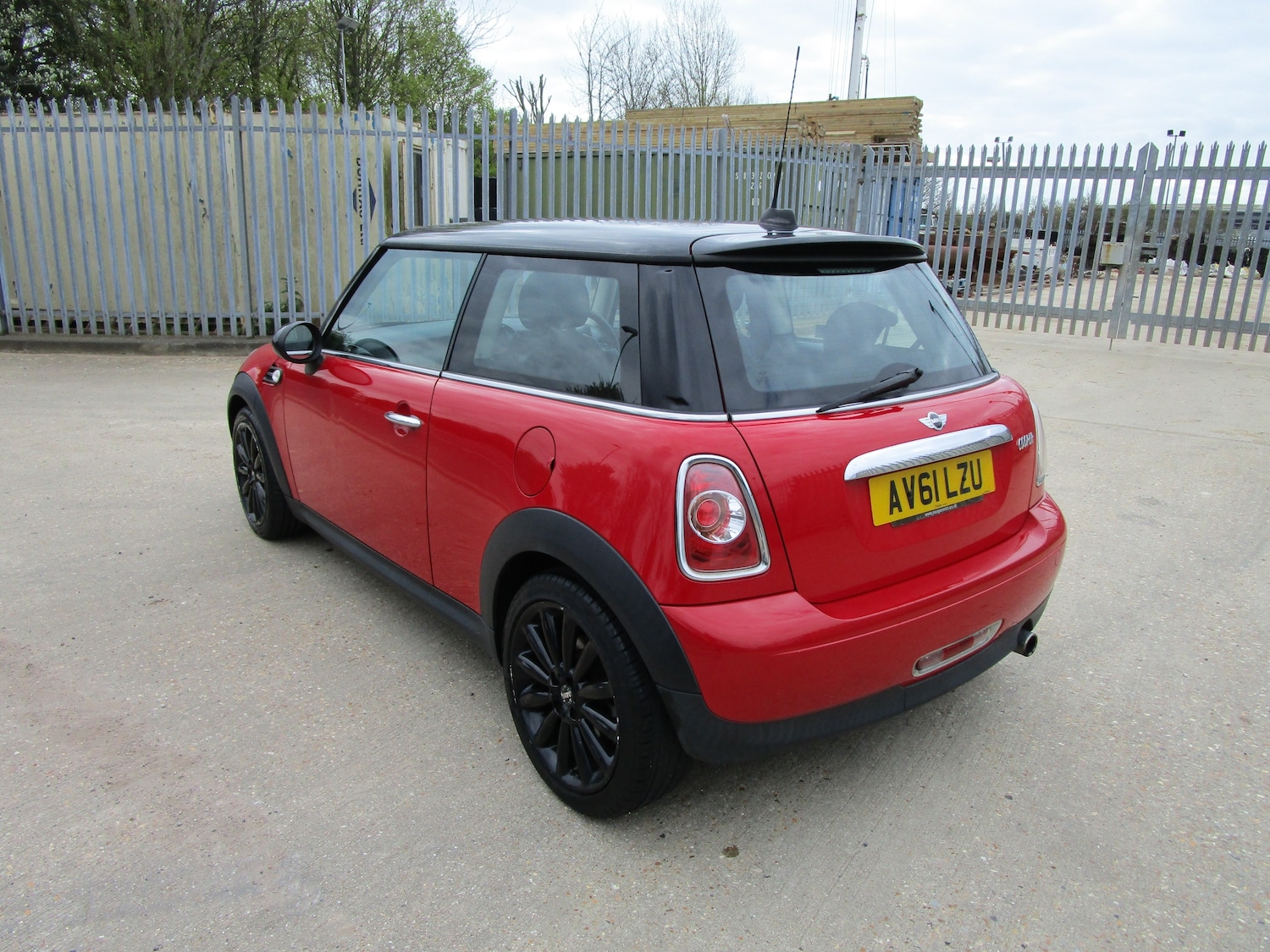 Used MINI Hatch for sale - 78107100: Photo 2