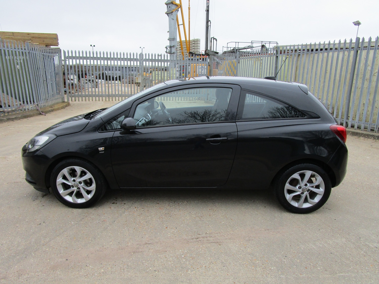 Used Vauxhall Corsa 2016 for sale - 78015967: Photo 8