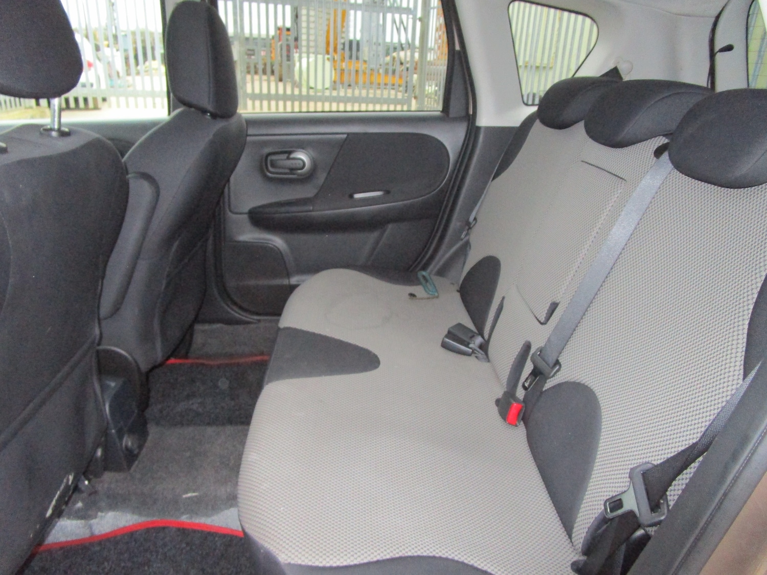 Used Nissan Note 2011 for sale - 76604329: Photo 11
