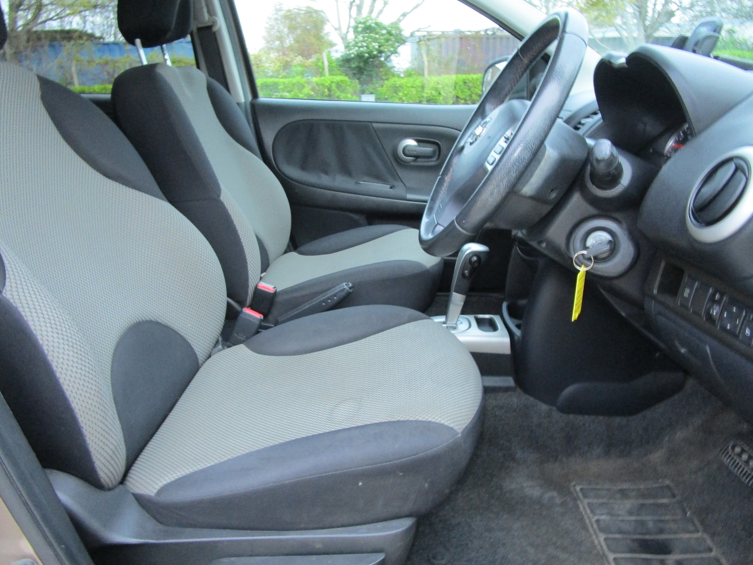 Used Nissan Note 2011 for sale - 76604329: Photo 15