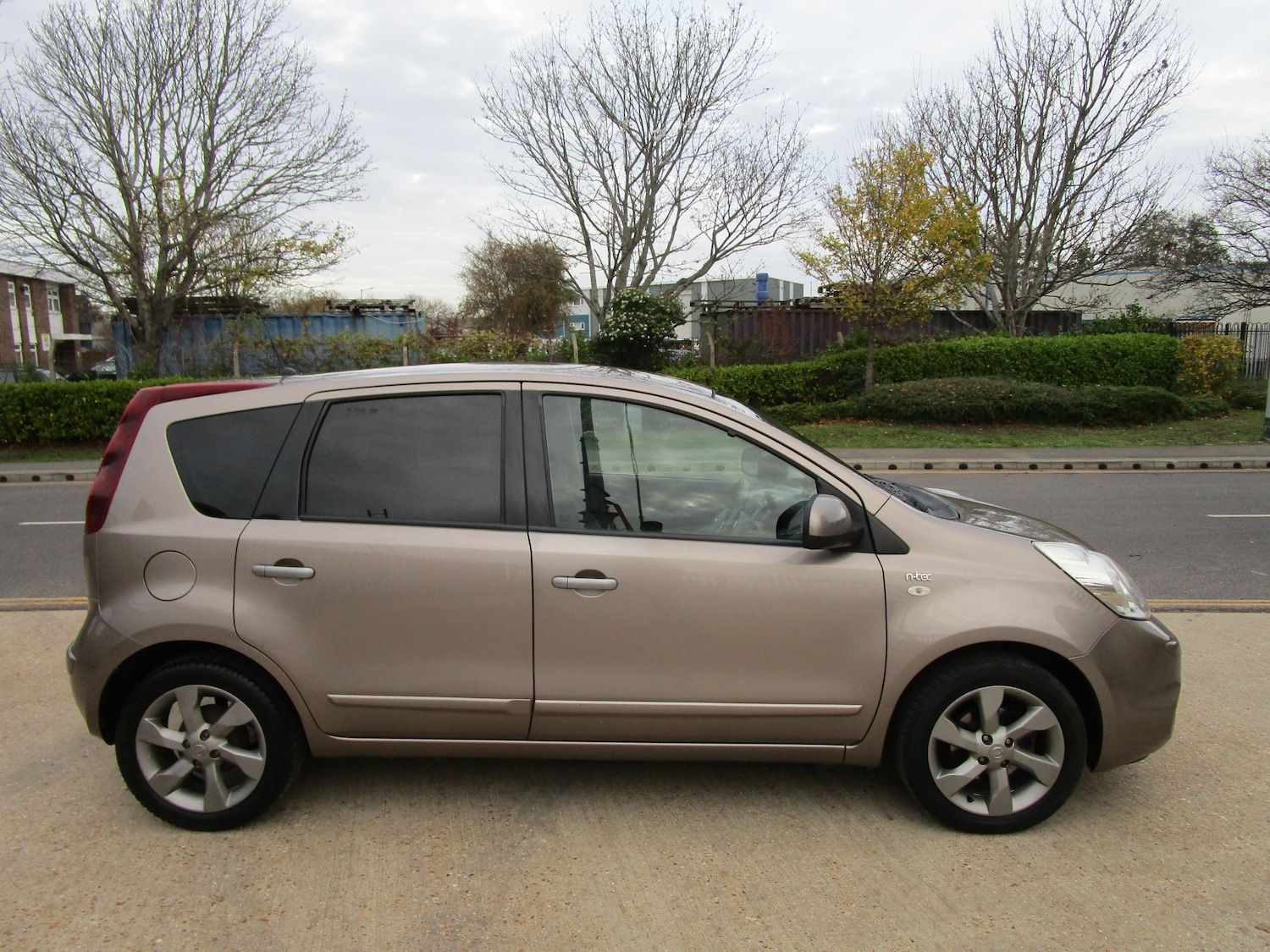 Used Nissan Note 2011 for sale - 76604329: Photo 6