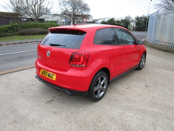 Used Volkswagen Polo 2013 for sale - 76490932: Photo