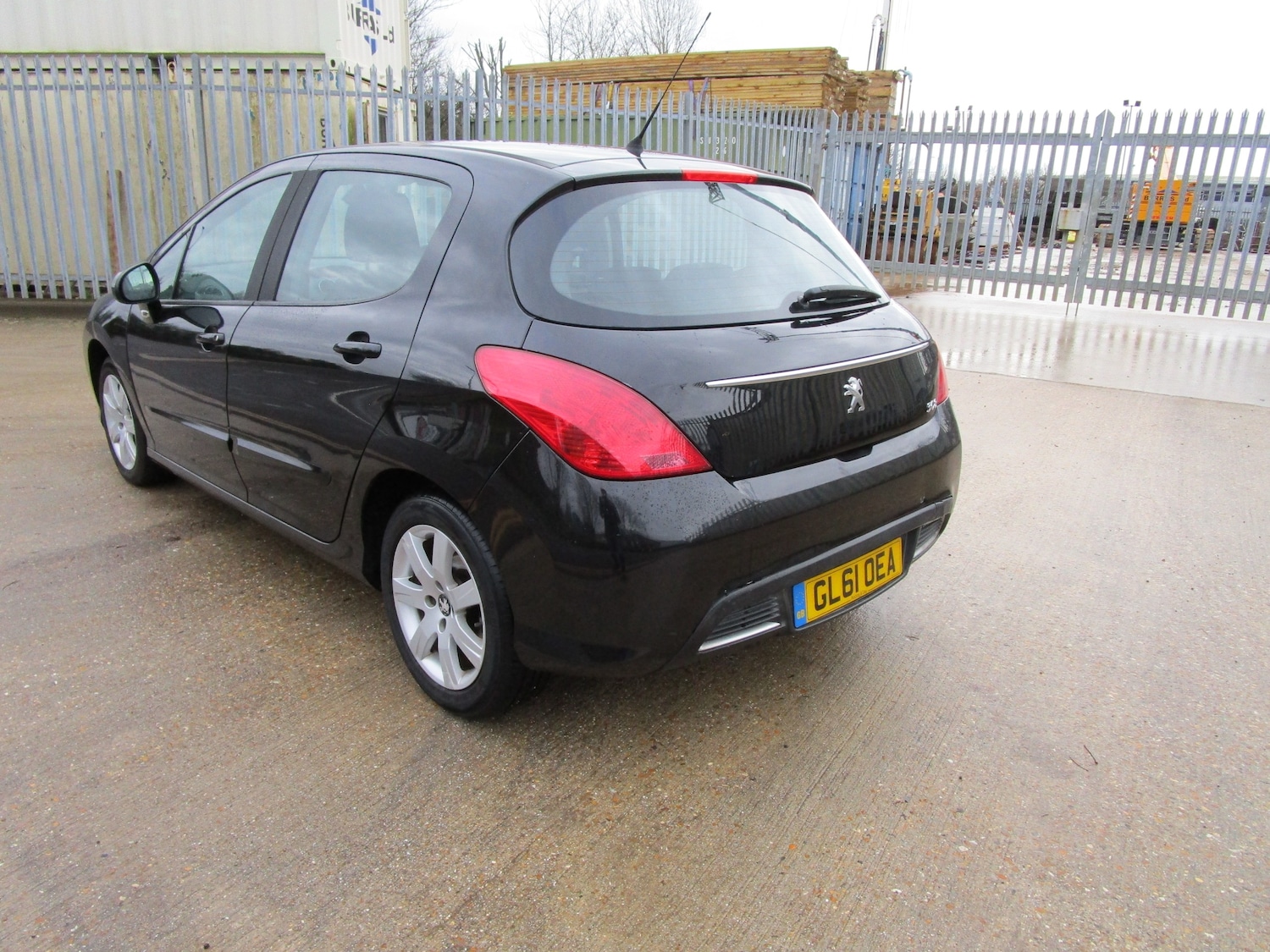 Used Peugeot 308 2012 for sale - 77249447: Photo 2
