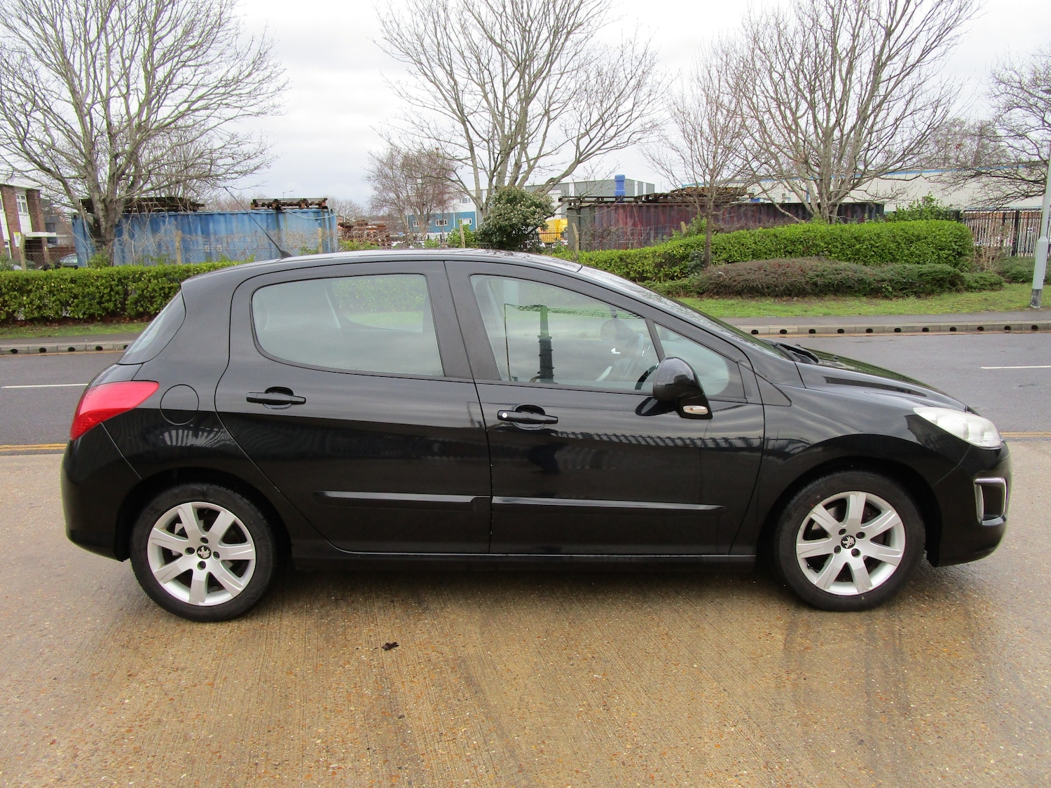 Used Peugeot 308 2012 for sale - 77249447: Photo 6