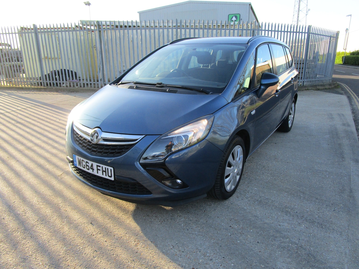Used Vauxhall Zafira 2015 for sale - 77061725: Photo 3