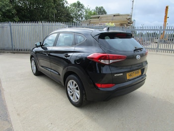 Used Hyundai TUCSON 2017 for sale - 75805602: Photo