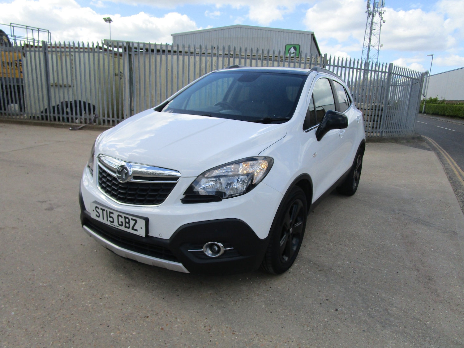 Used Vauxhall Mokka 2015 for sale - 78098425: Photo 3