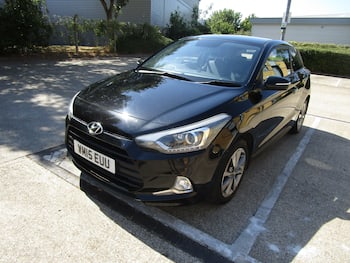Used Hyundai i20 2015 for sale - 79733638: Photo