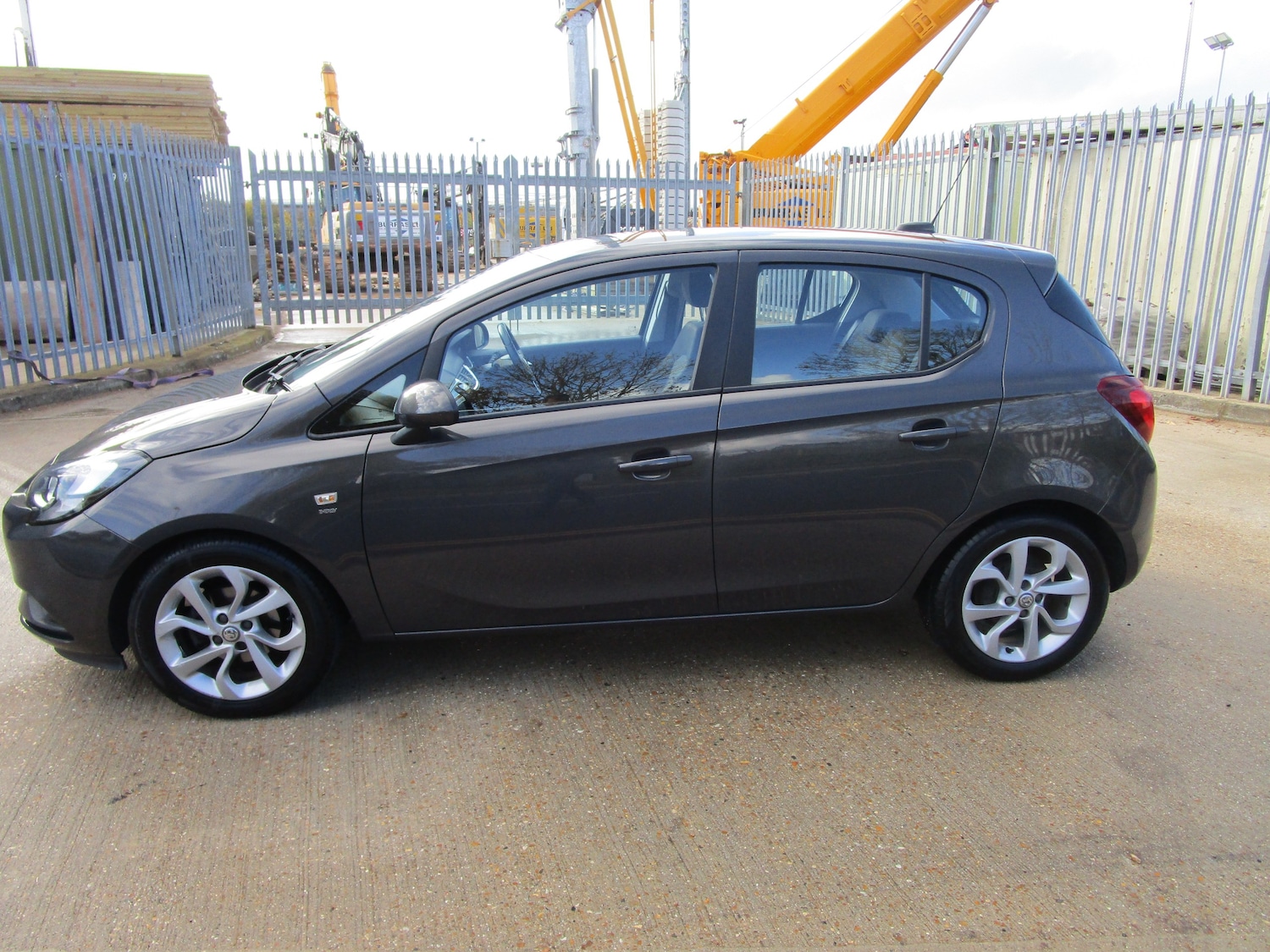 Used Vauxhall Corsa 2016 for sale - 76386864: Photo 8