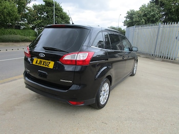 Used Ford Grand C-Max 2011 for sale - 76273817: Photo 4