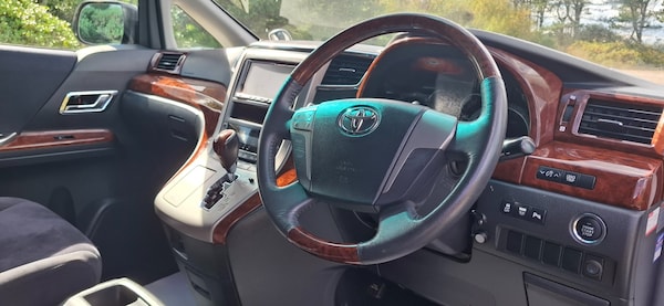Used Toyota Vellfire for sale - 75058228: Photo 16