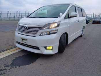 24Z 2.4L AUTO 7 SEATS 5-Door