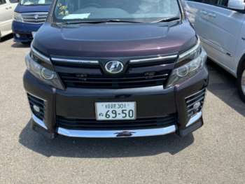 Used Toyota Voxy 2014 for sale - 75058036: Photo