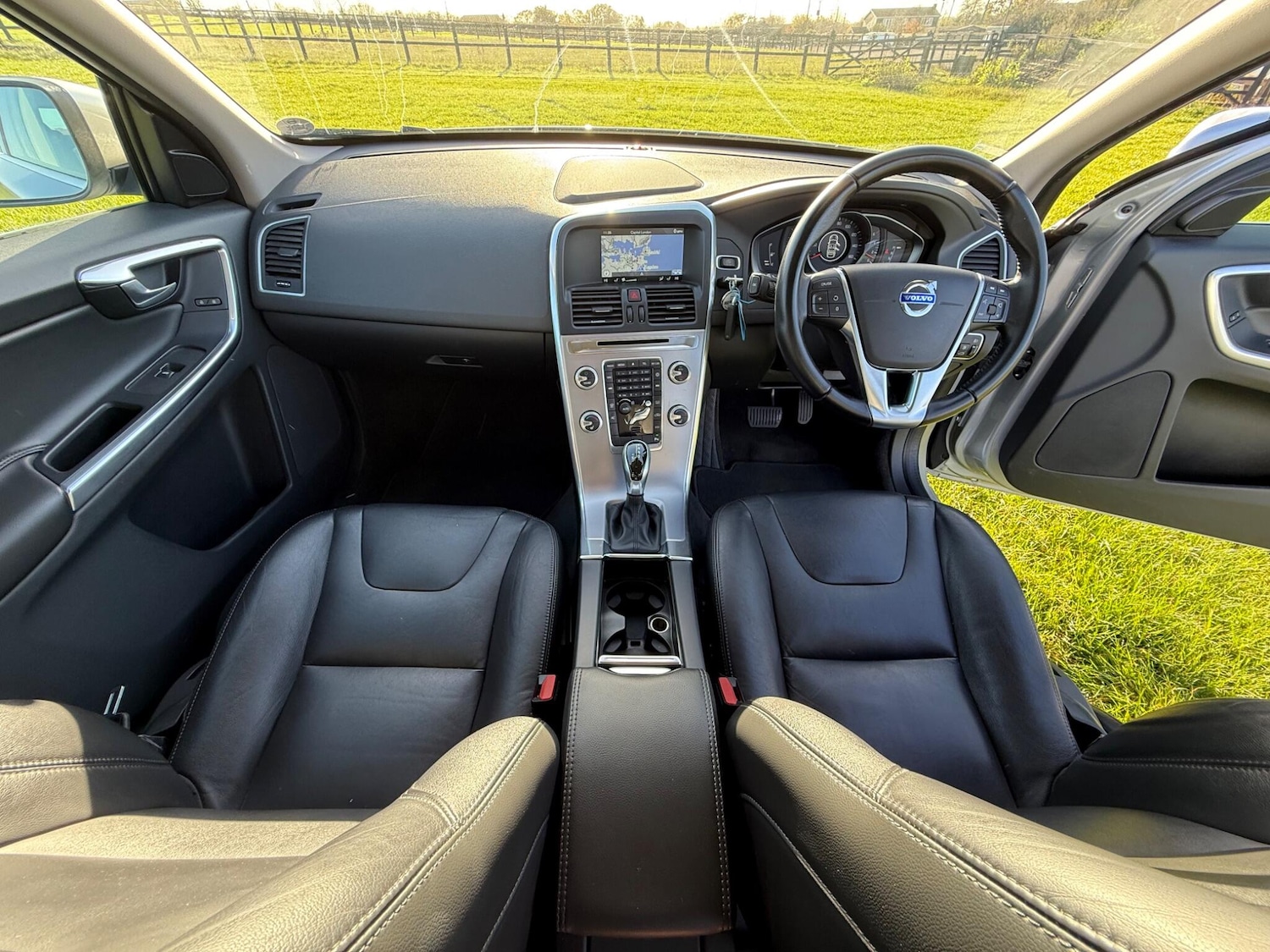 Used Volvo XC60 2016 for sale - 76013257: Photo 34