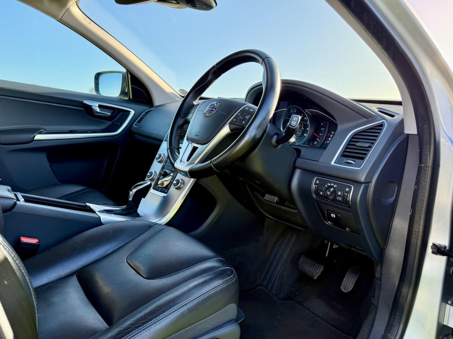 Used Volvo XC60 2016 for sale - 76013257: Photo 36
