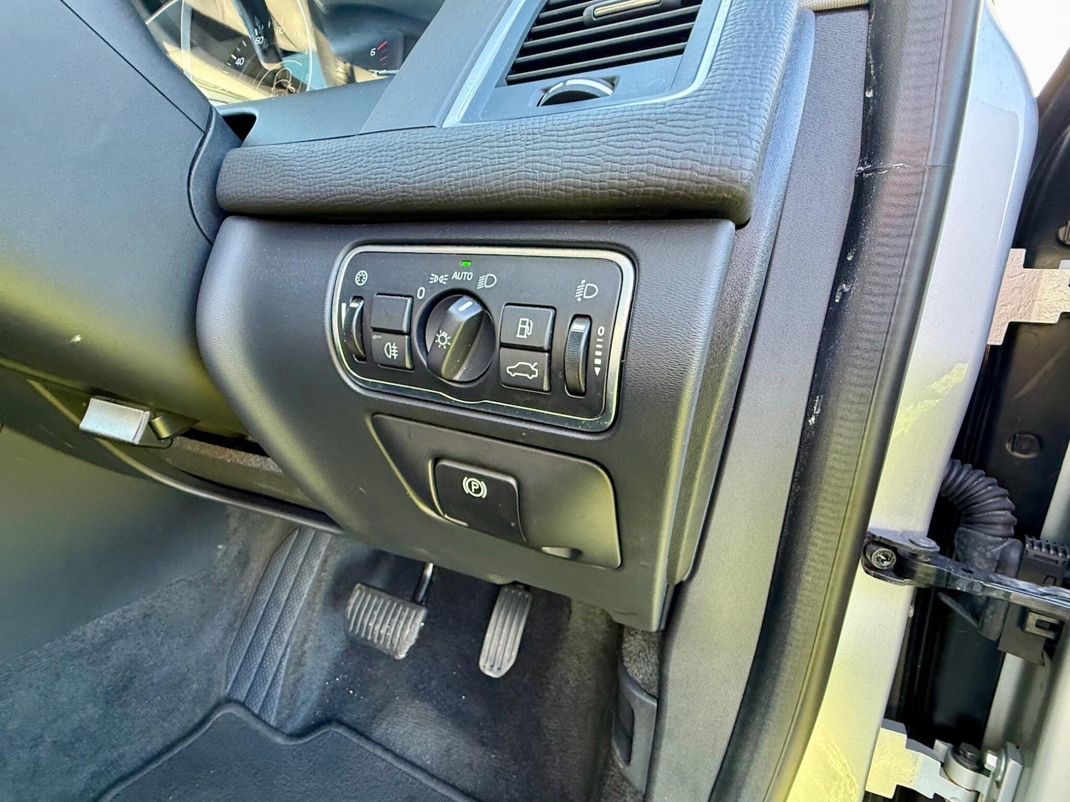 Used Volvo XC60 2016 for sale - 76013257: Photo 45