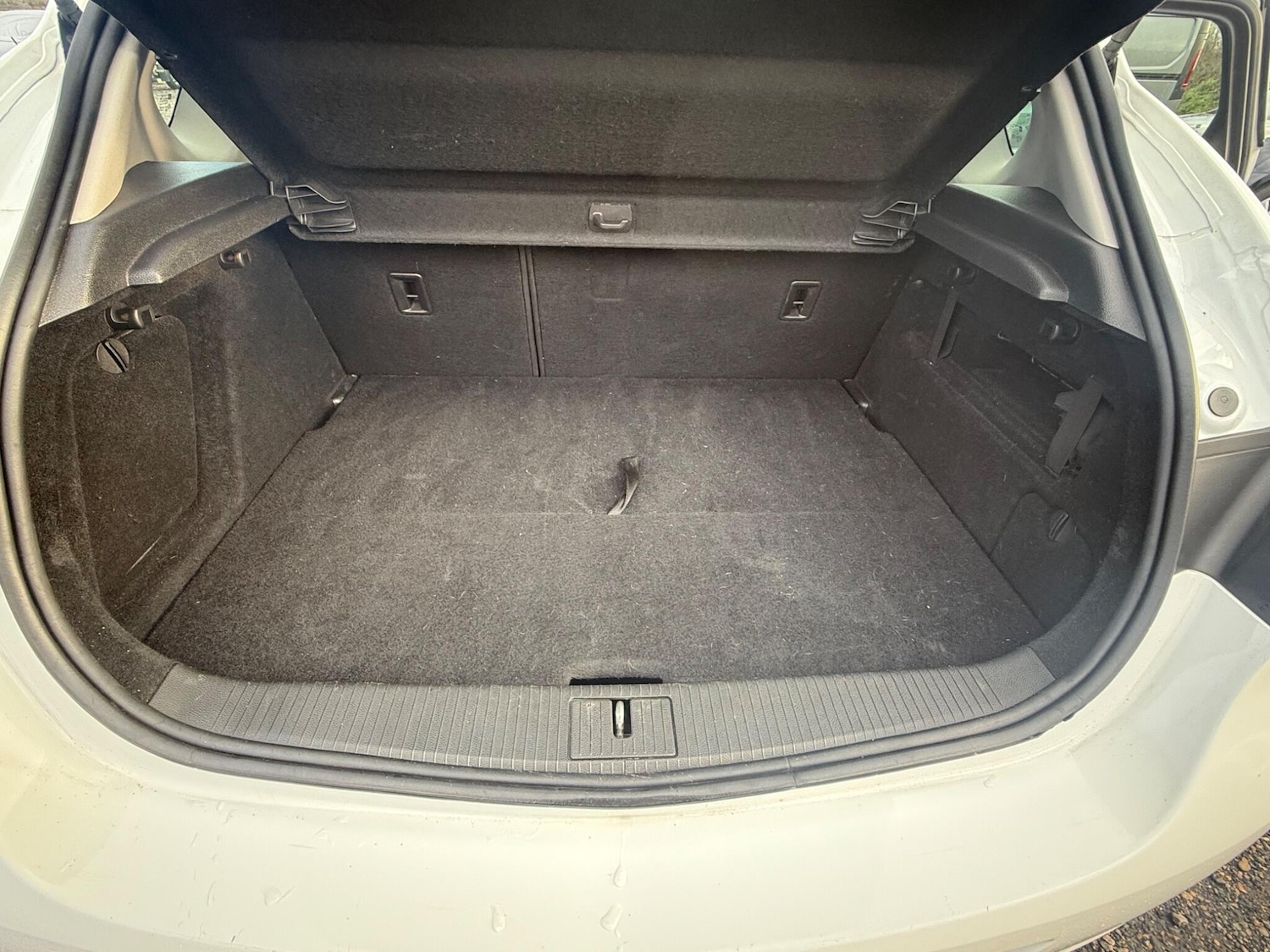 Used Vauxhall Astra 2011 for sale - 77130733: Photo 31