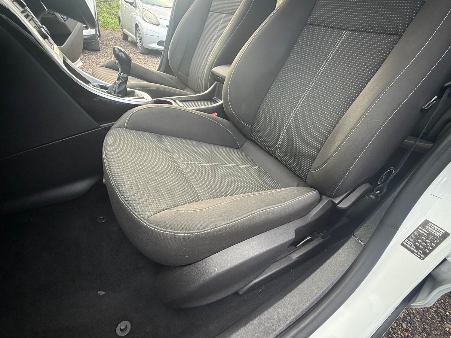 Used Vauxhall Astra 2011 for sale - 77130733: Photo 37