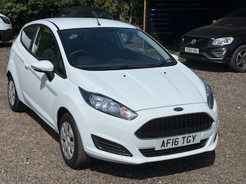 Used Ford Fiesta 2016 for sale - 78880260: Photo