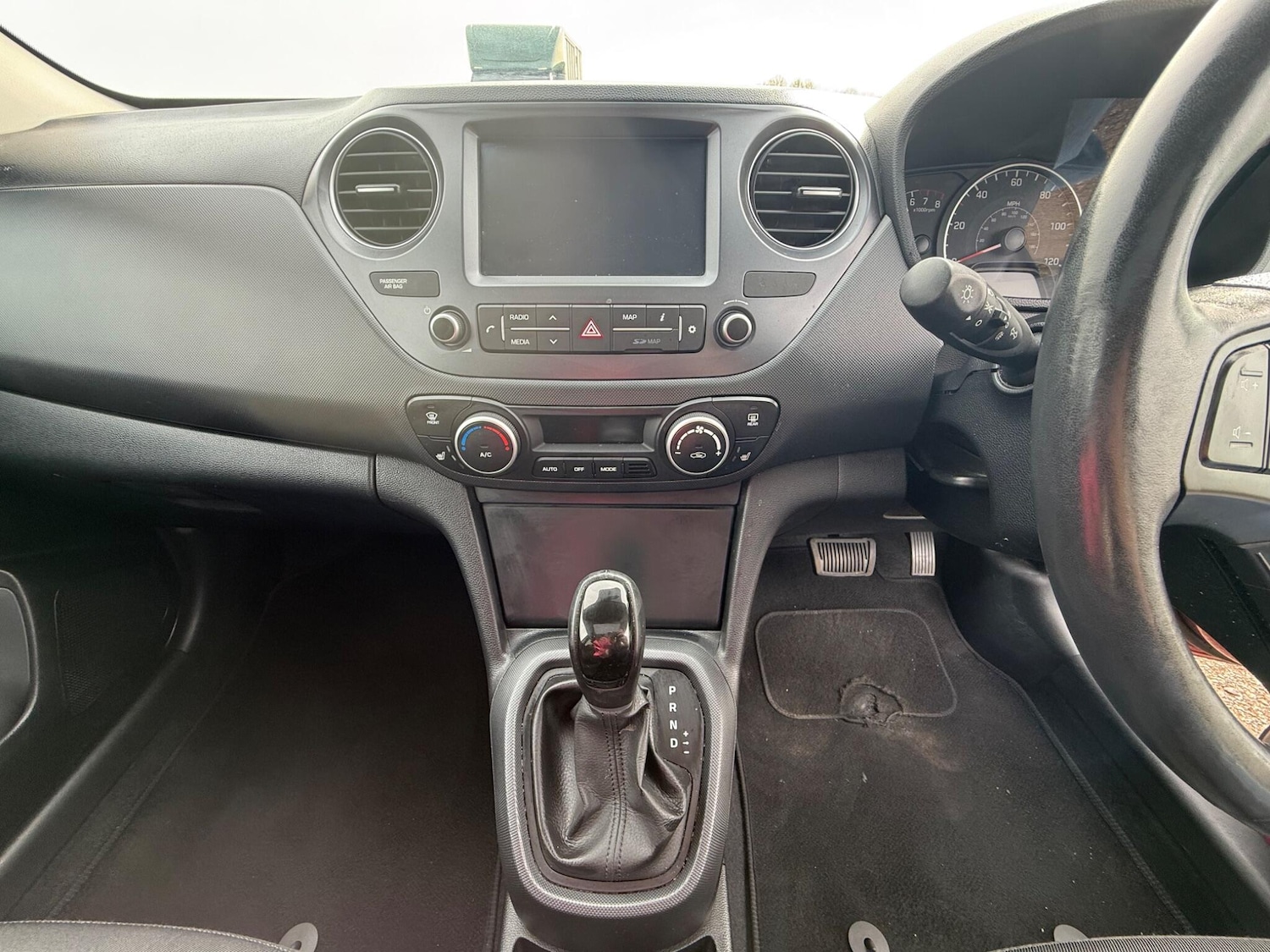 Used Hyundai i10 2017 for sale - 78062806: Photo 21