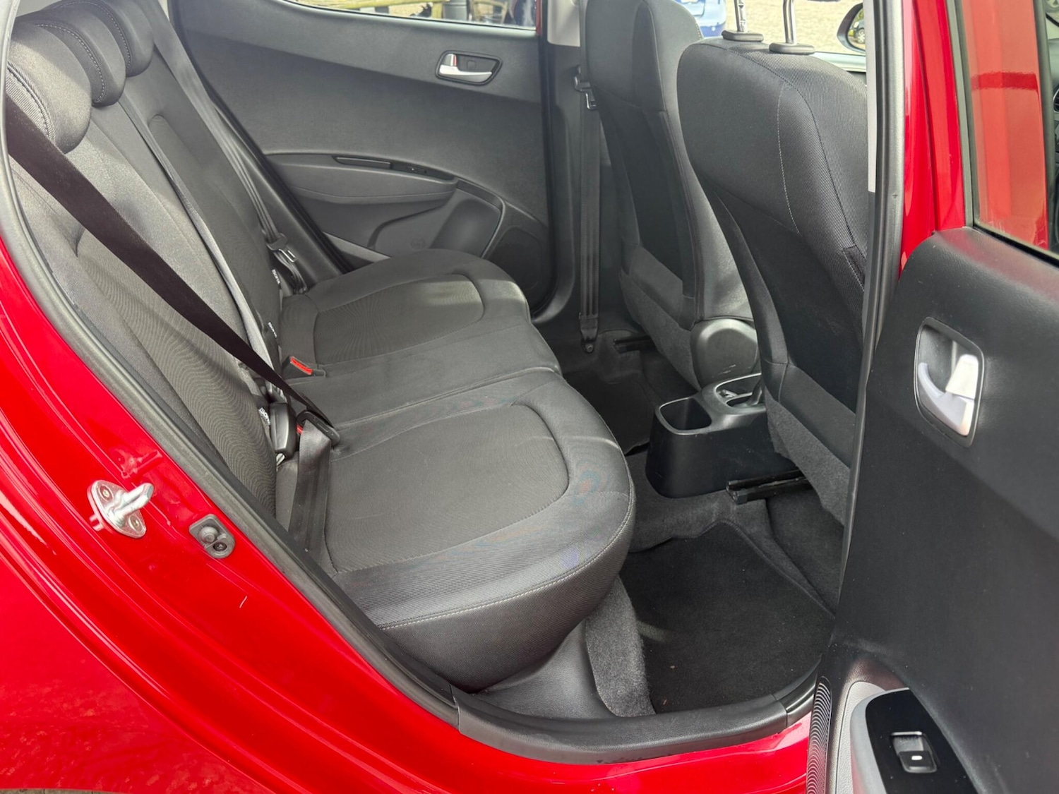 Used Hyundai i10 2017 for sale - 78062806: Photo 27