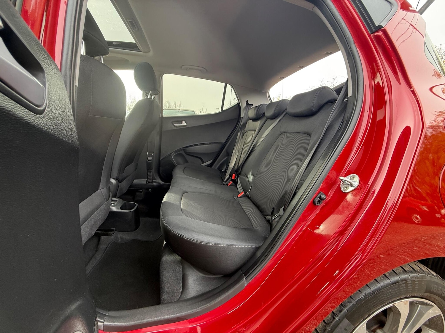 Used Hyundai i10 2017 for sale - 78062806: Photo 30