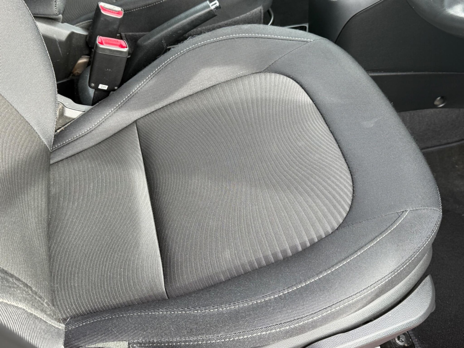 Used Hyundai i10 2017 for sale - 78062806: Photo 48