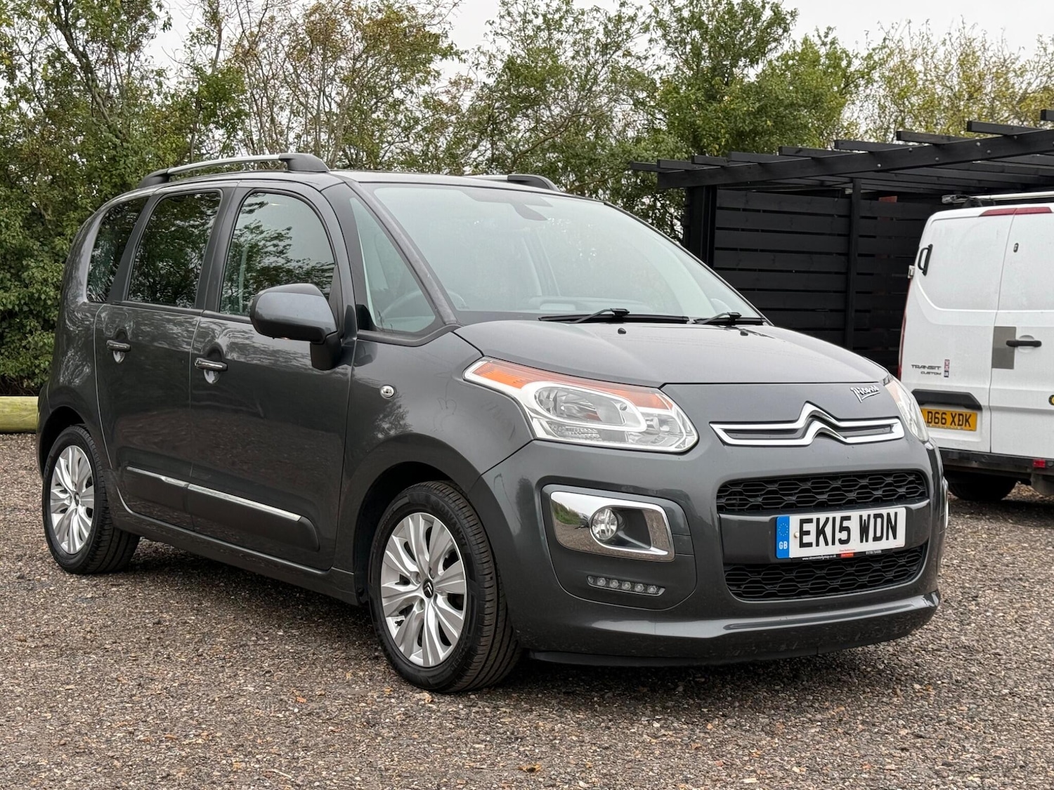 Used Citroen C3 Picasso 2015 for sale - 76270927: Photo 1