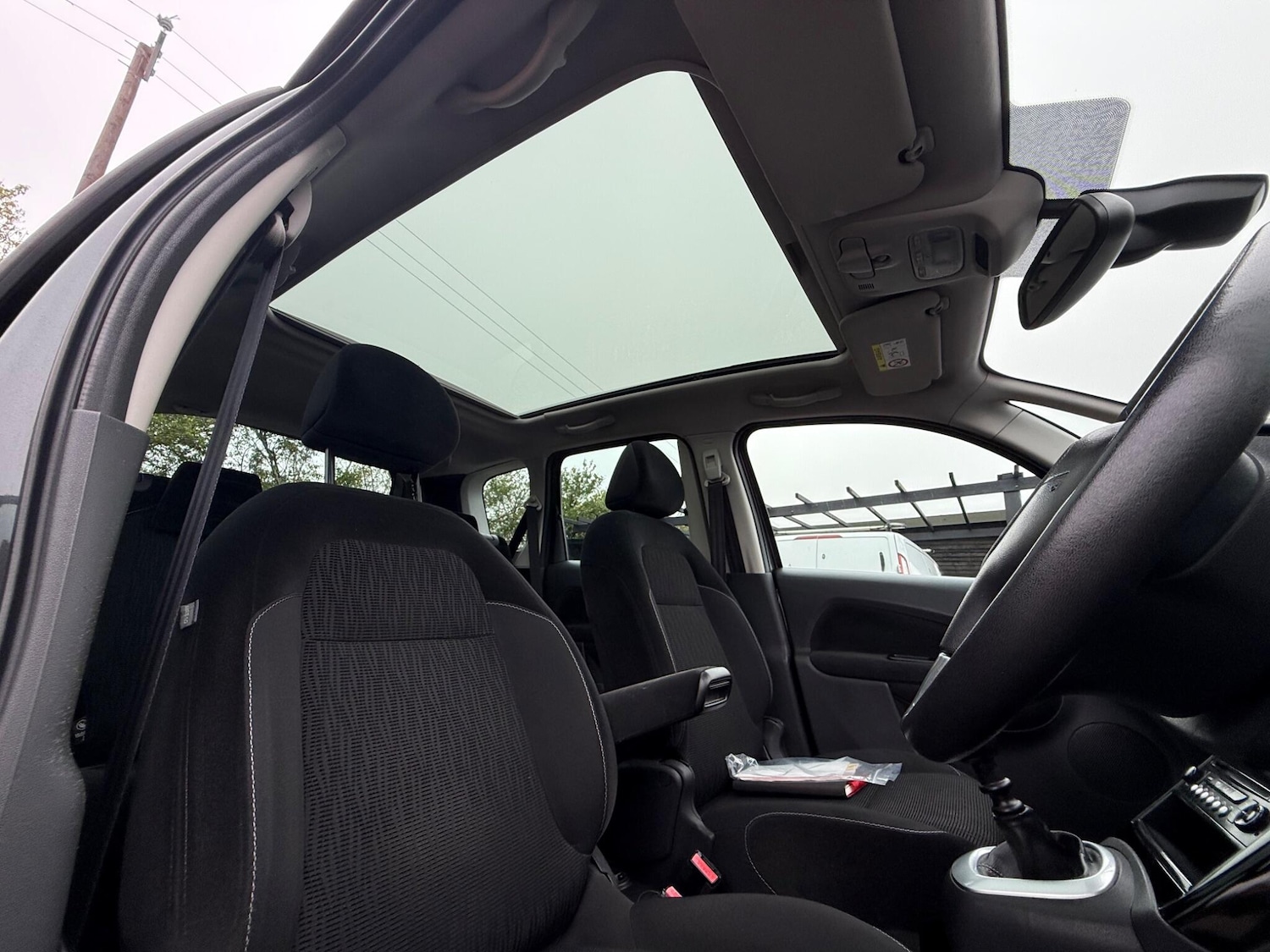 Used Citroen C3 Picasso 2015 for sale - 76270927: Photo 17