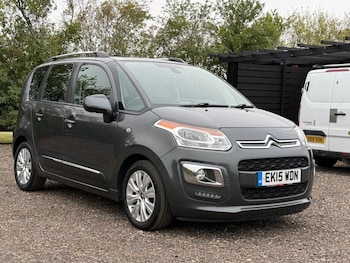 Used Citroen C3 Picasso 2015 for sale - 76270927: Photo