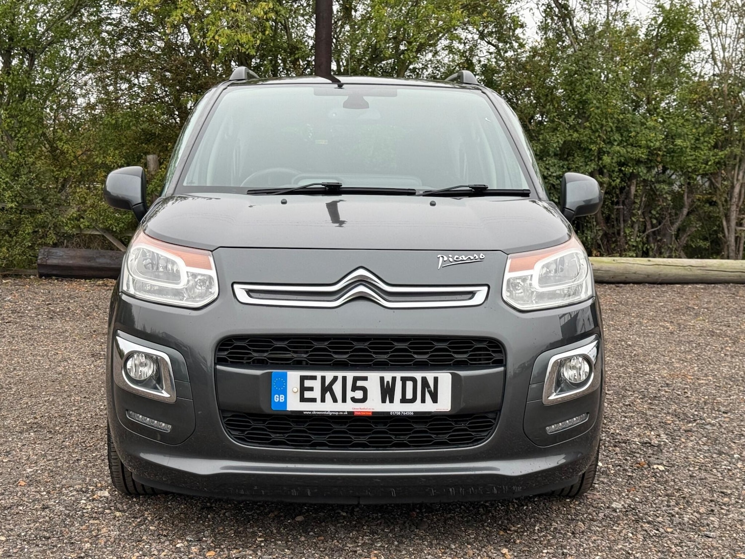Used Citroen C3 Picasso 2015 for sale - 76270927: Photo 2