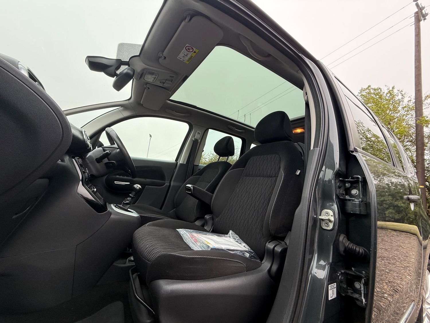 Used Citroen C3 Picasso 2015 for sale - 76270927: Photo 31