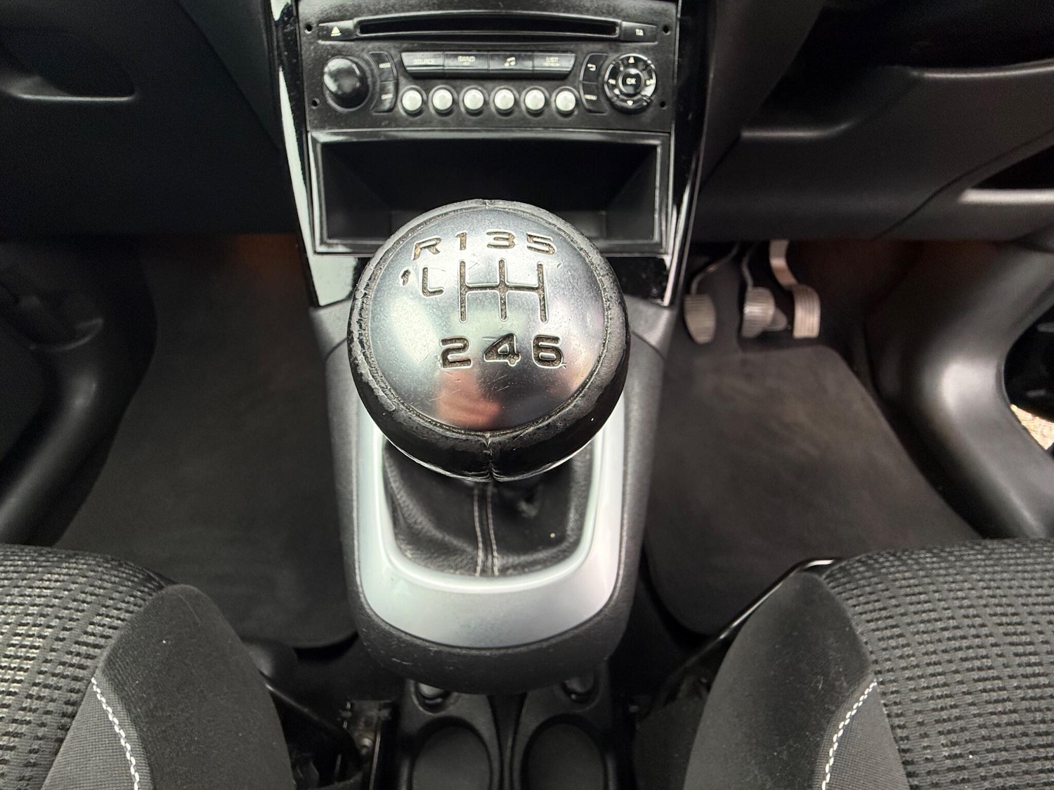 Used Citroen C3 Picasso 2015 for sale - 76270927: Photo 39