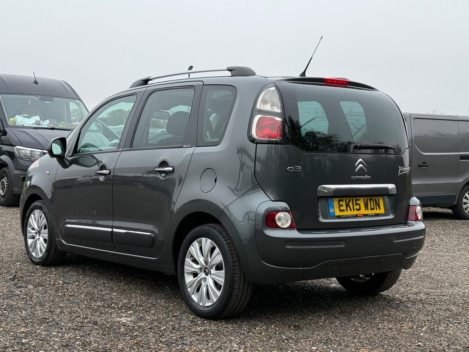 Used Citroen C3 Picasso 2015 for sale - 76270927: Photo 4
